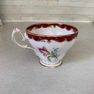 Narcissus bell made in England tea cup